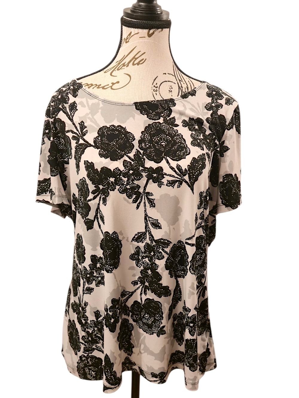 East 5th Cream Short Sleeve Tee with Black Floral Print